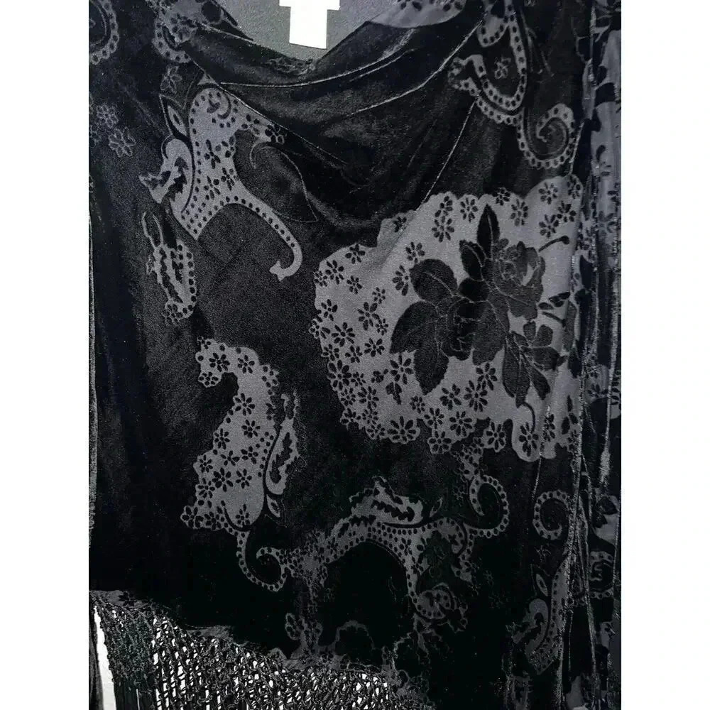 R&M Richards Women’s Black Velour Fringed Blouse Size 14 - Picture 3 of 6